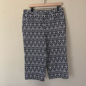 Ann Taylor Margo Curvy Black/White Geometric Capri Cropped Pants Size 12